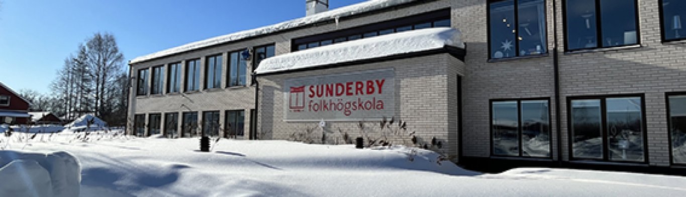 En vinterbild på Sunderby folkhögskola